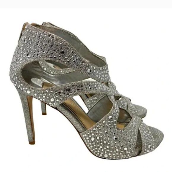 Gianni Bini Silver Sparkle Flame Open-Toe Strappy Heels - Size 7.5 - Picture 4 of 8